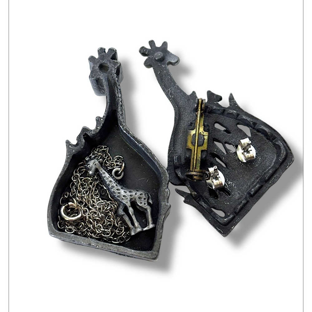 Vintage Giraffe Jewelry Locket Case Set by Torino